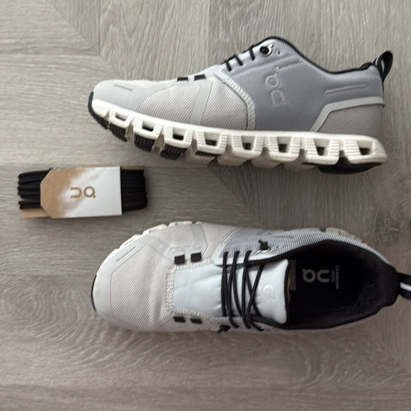 ON CLOUD 5 WATERPROOF - Picture 10 of 11